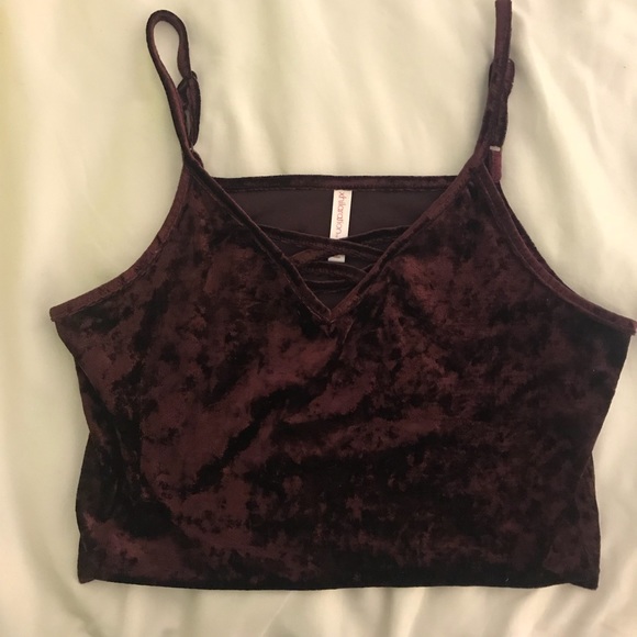 Xhilaration Tops - Cropped tank top